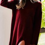 Głęboka zieleń butelkowa i karmelowe brązy zdominują jesienne kolekcje sukienek damskich